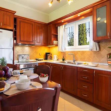 Ferienhaus Ellen Dassia (Corfu)